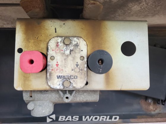 ナルコ冷蔵セミトレーラー