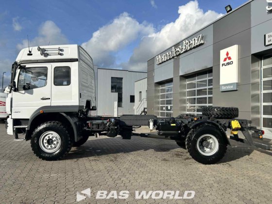梅赛德斯 Atego 1324 4X4 底盘卡车