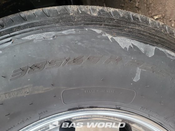 クナペン・ウォーキング・フロア