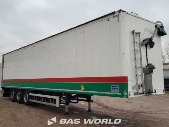 クナペン・ウォーキング・フロア