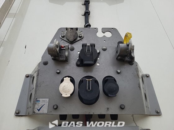 クナペン・ウォーキング・フロア