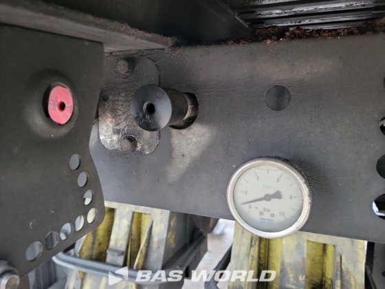 クナペン・ウォーキング・フロア