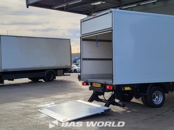 イヴェコ・デイリー 35C16 ボックスボディ