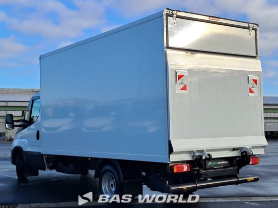 イヴェコ・デイリー 35C16 ボックスボディ