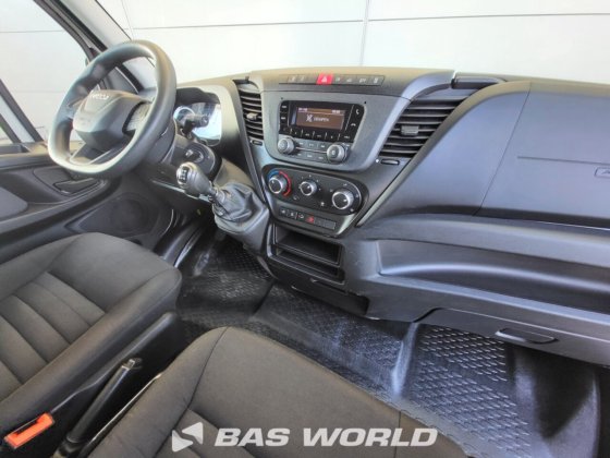 依维柯 Daily 35C16 箱体