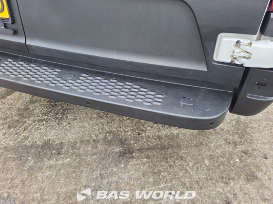 イヴェコ・デイリー 35S16 クローズド・ボックス・バン