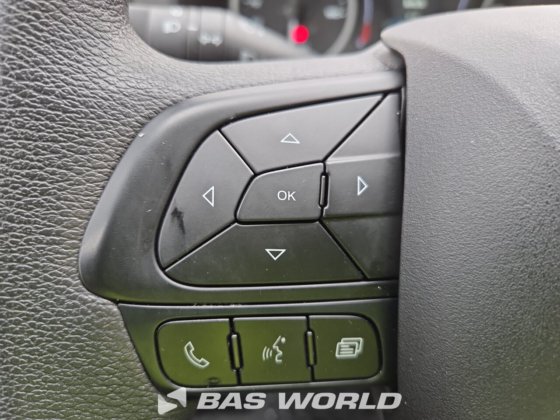 イヴェコ・デイリー 35S16 クローズド・ボックス・バン