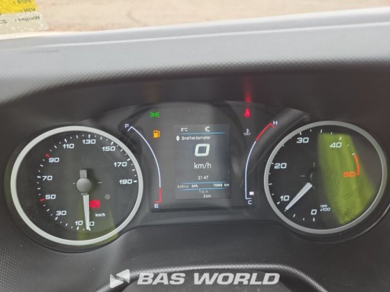 イヴェコ・デイリー 35S16 クローズド・ボックス・バン