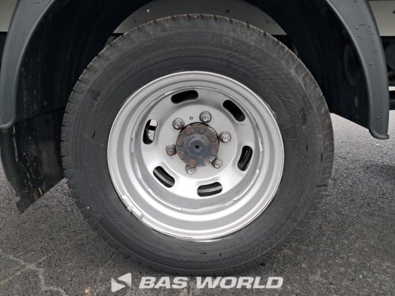 イヴェコ・デイリー 35C16 ボックスボディ