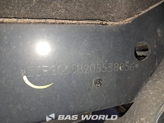 イヴェコ・デイリー 35C16 ボックスボディ