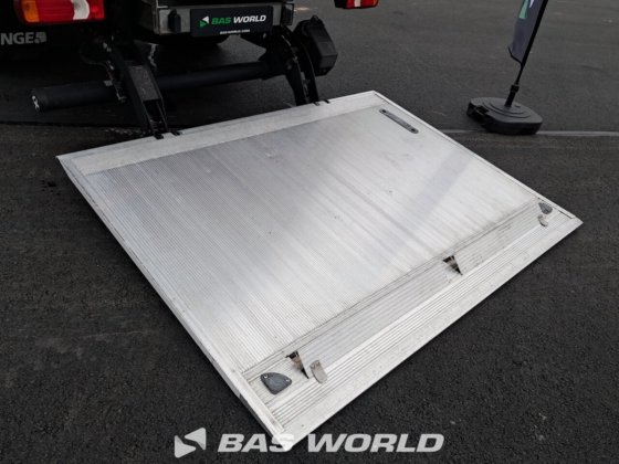 イヴェコ・デイリー 35C16 ボックスボディ