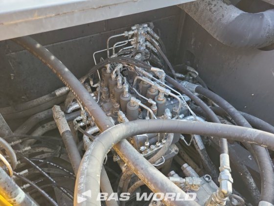 沃尔沃 EC300 E L 履带式挖掘机