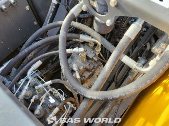 沃尔沃 EC300 E L 履带式挖掘机