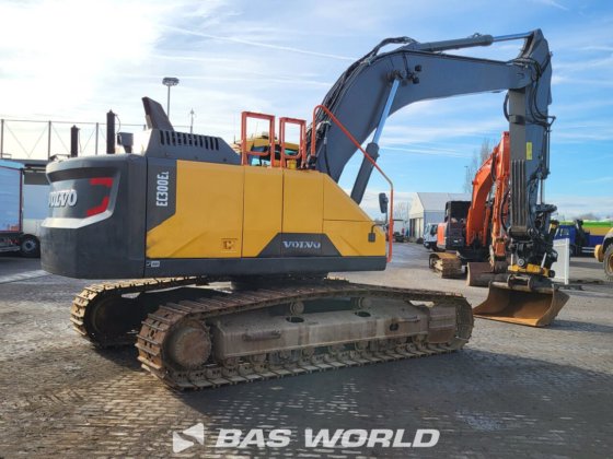 沃尔沃 EC300 E L 履带式挖掘机