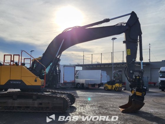 沃尔沃 EC300 E L 履带式挖掘机