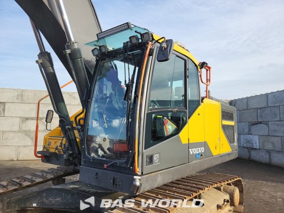 沃尔沃 EC300 E L 履带式挖掘机