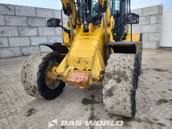 卡特彼勒 930 M 轮式装载机