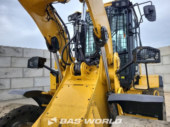 卡特彼勒 930 M 轮式装载机