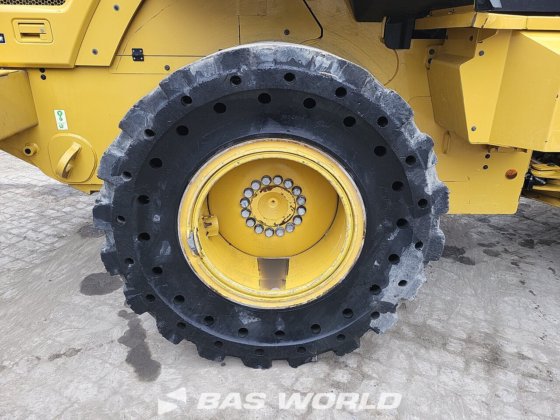 卡特彼勒 930 M 轮式装载机