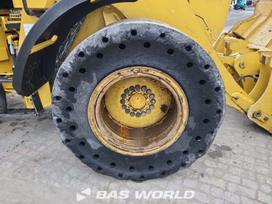 卡特彼勒 930 M 轮式装载机