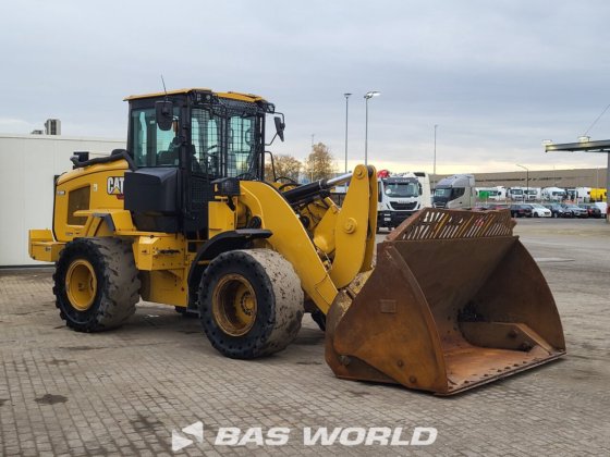 卡特彼勒 930 M 轮式装载机