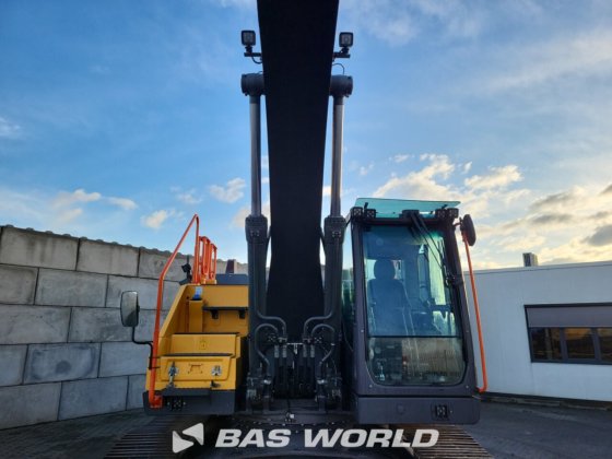 ボルボEC250 E Lクローラーショベル