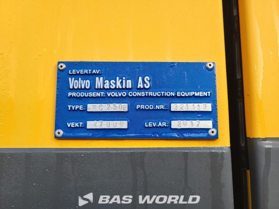 ボルボEC250 E Lクローラーショベル