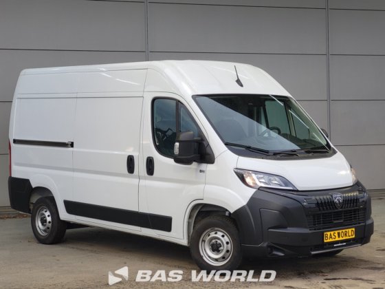 标致 Boxer 120PK 封闭式箱式货车