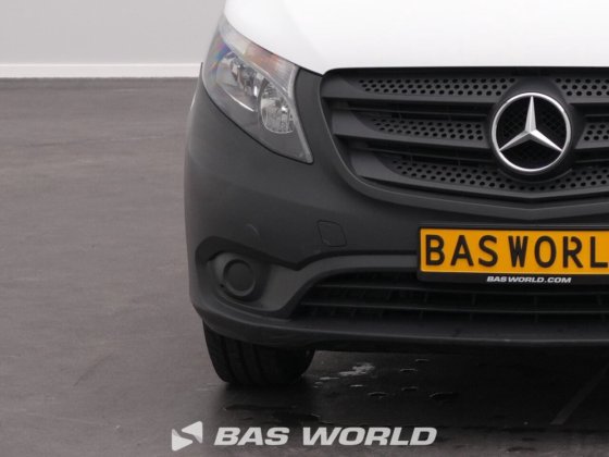 メルセデス・ヴィトー 114 クローズド・ボックス・バン