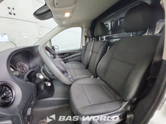 メルセデス・ヴィトー 114 クローズド・ボックス・バン