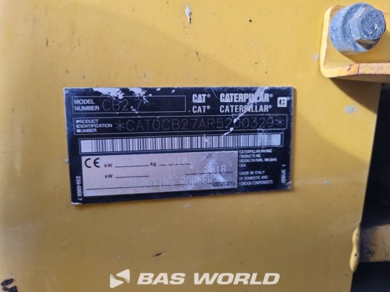 卡特彼勒 CB2.7 双轮压路机