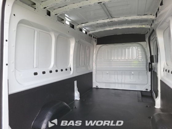 マクサスeデリバリー9クローズド・ボックス・バン