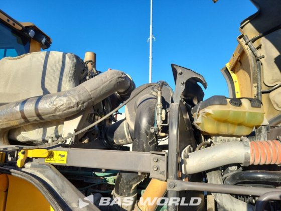 沃尔沃 L250 H 装载机