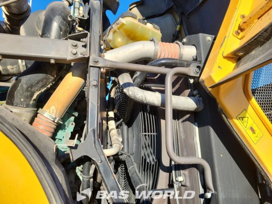 沃尔沃 L250 H 装载机