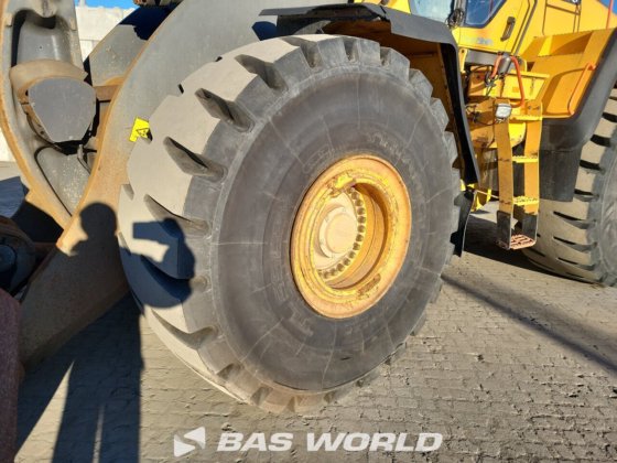 沃尔沃 L250 H 装载机