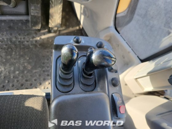 沃尔沃 L250 H 装载机