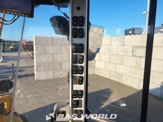 沃尔沃 L250 H 装载机