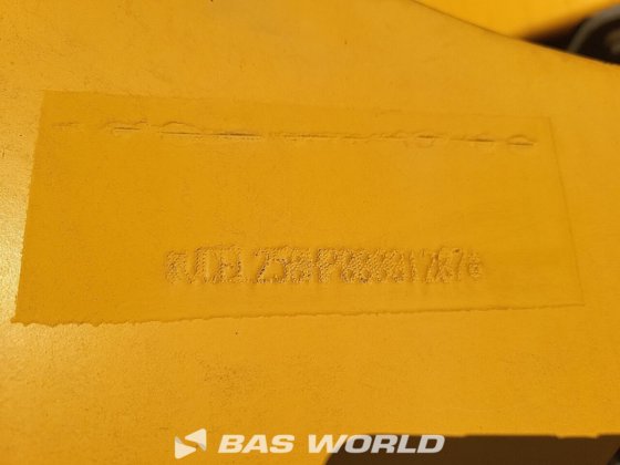 沃尔沃 L250 H 装载机