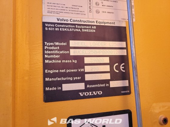 沃尔沃 L250 H 装载机