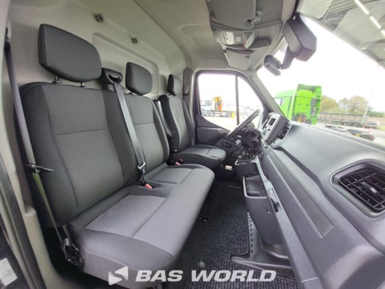 ルノー マスター 145PK クローズド・ボックス・バン