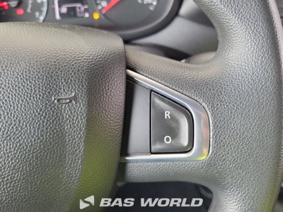 雷诺 Master 145PK 封闭箱式货车