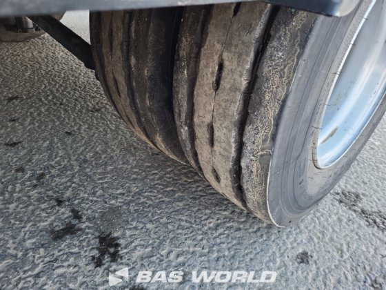 德安吉利斯低平板半挂车