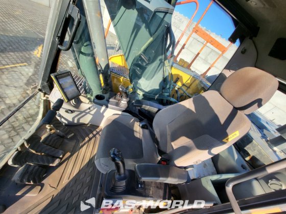 沃尔沃 EC220 E L 履带式挖掘机