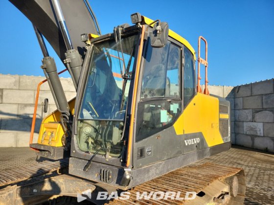 沃尔沃 EC220 E L 履带式挖掘机