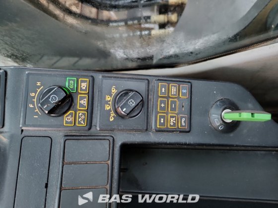 沃尔沃 EC220 E L 履带式挖掘机