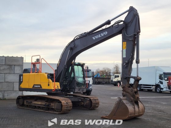 沃尔沃 EC220 E L 履带式挖掘机