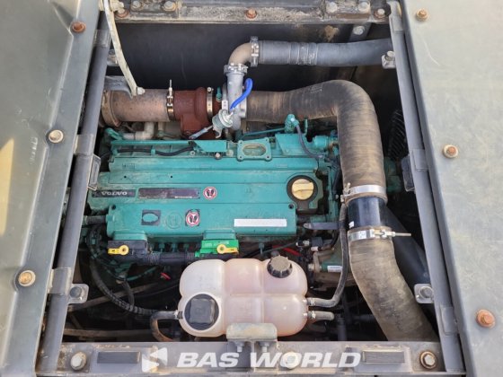 ボルボEC220 E Lクローラーショベル