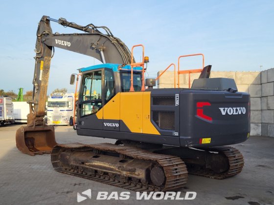 ボルボEC220 E Lクローラーショベル