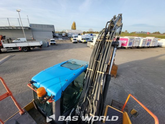 ボルボEC220 E Lクローラーショベル