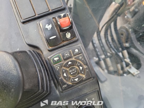 ボルボEC220 E Lクローラーショベル